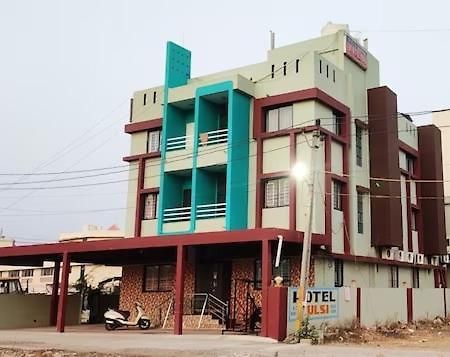 Hotel Mahakal Tulsi Somnāth Exterior foto